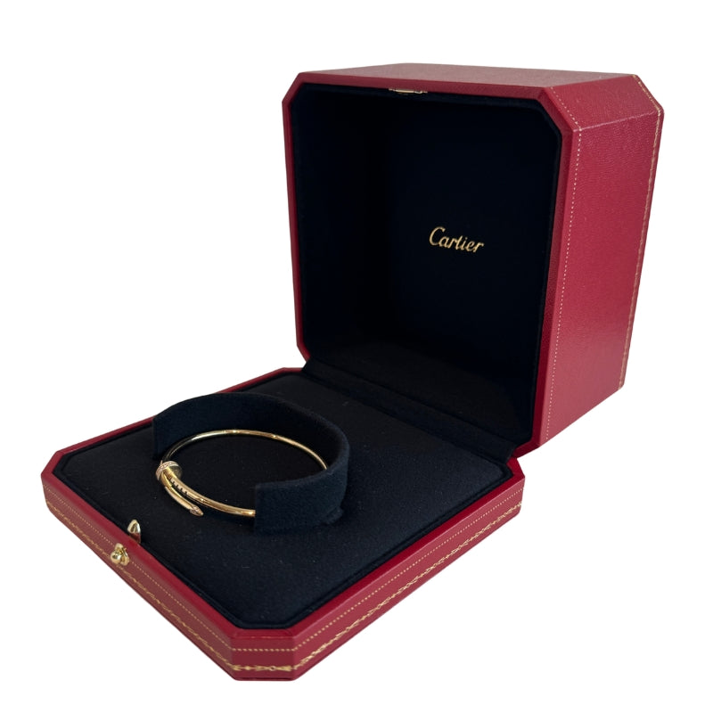 Cartier Juste Un Clou Bracelet
Diamond Gemstone
18K Yellow Gold
Smooth Coiled Nail 