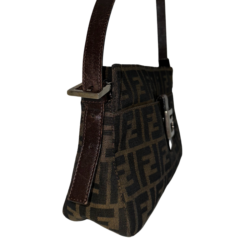 Fendi Zucca Mamma Baguette
Shoulder Bag
Zucca Canvas
Brown and Black Canvas 