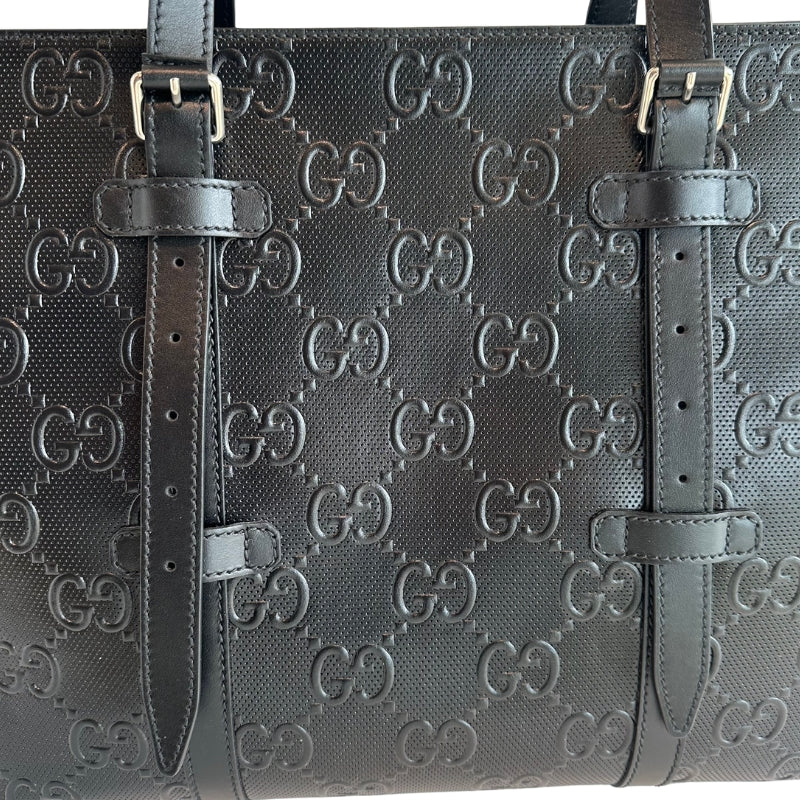 Gucci Tennis Tote 
Embossed Tote
Structured Tote 
Leather Bag 
Silver-Toned Hardware 
Adjustable Handles 
Top Zipper 