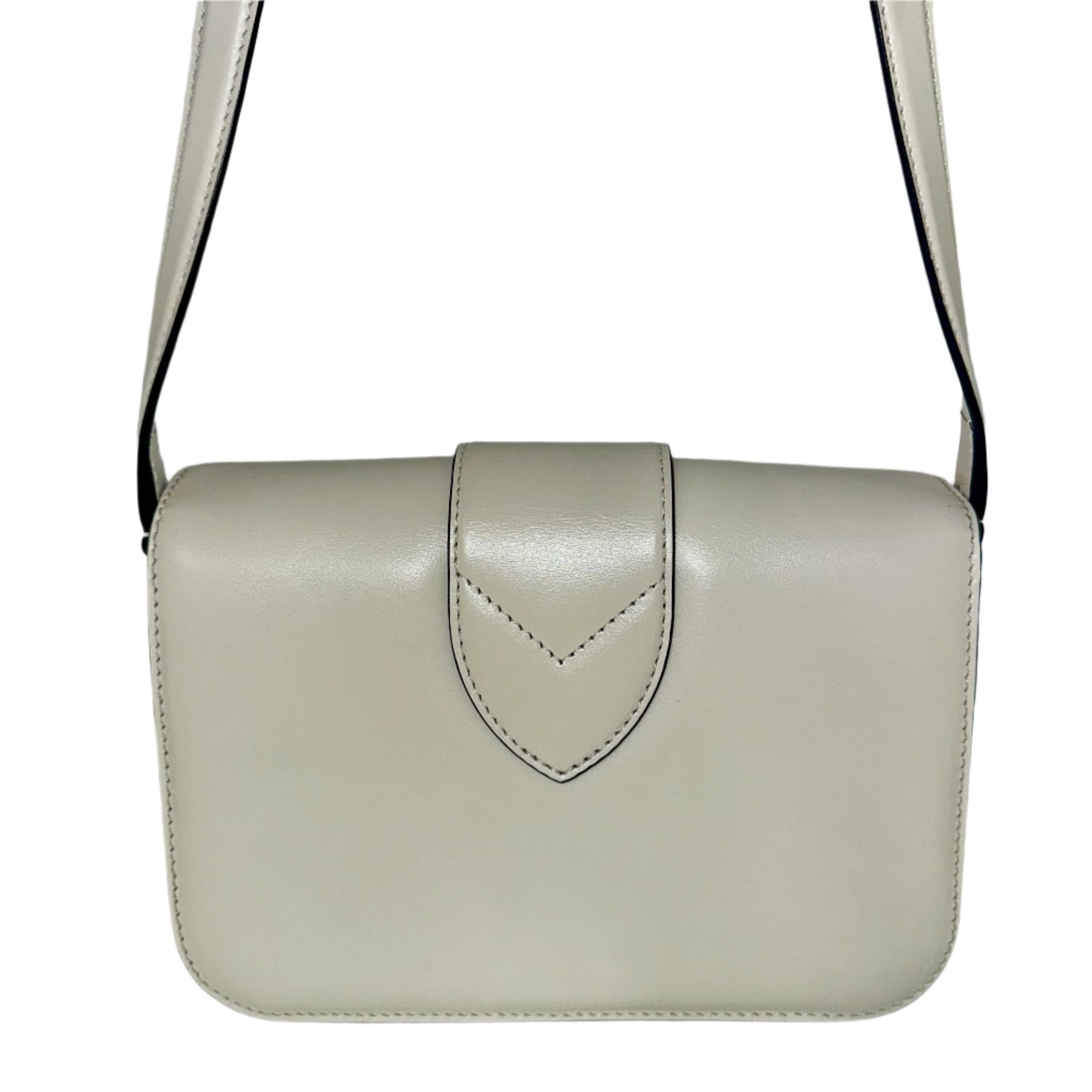 Louis Vuitton Pont 9
Smooth Cream Calfskin
Shoulder Strap
LV Logo Circular Medallion
Gold-Toned Hardware
Blue Leather Interior 