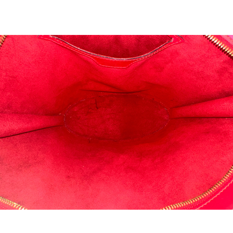 Louis Vuitton Epi St Jacques PM