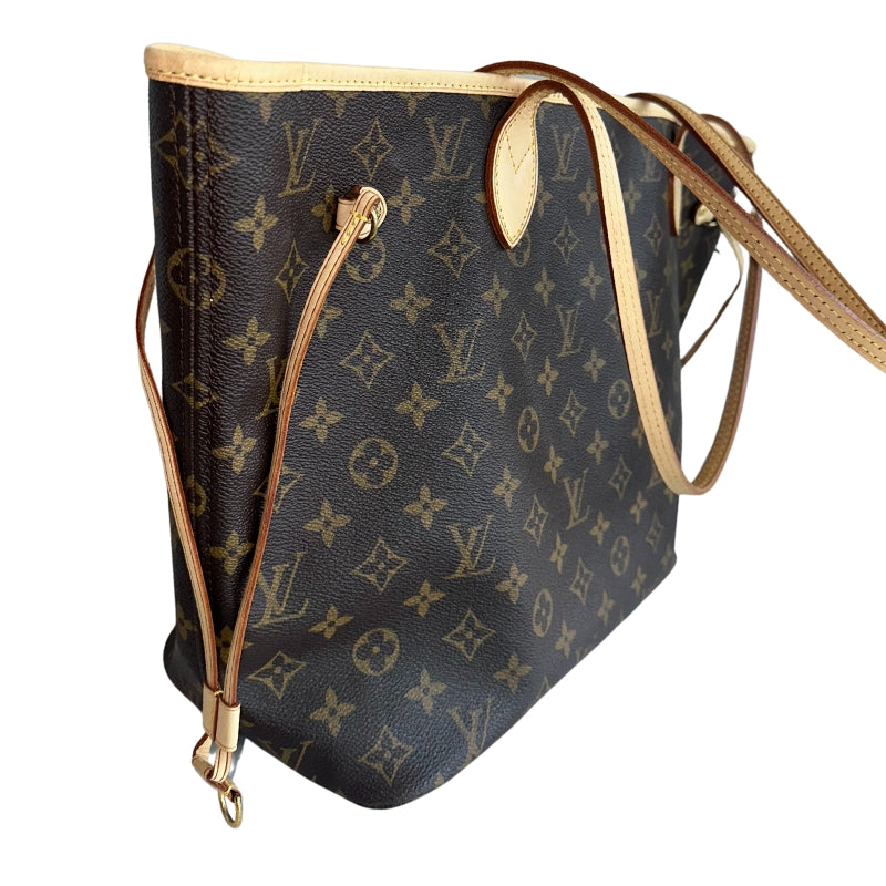 Louis Vuitton Neverfull Mono MM    Brown Coated Canvas  LV Monogram   Brass Hardware  Leather Trim   Dual Shoulder Straps  Canvas Lining  Clasp Closure at Top 