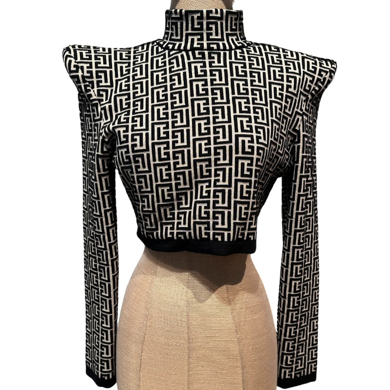 Balmain Gingham Mock Top   Size: 40   Jacquard Knit Crop Top   Pagoda Shoulder Pads  Made In Italy   45% Virgin Wool  38% Viscose   18% Polyamide   1% Elastane 