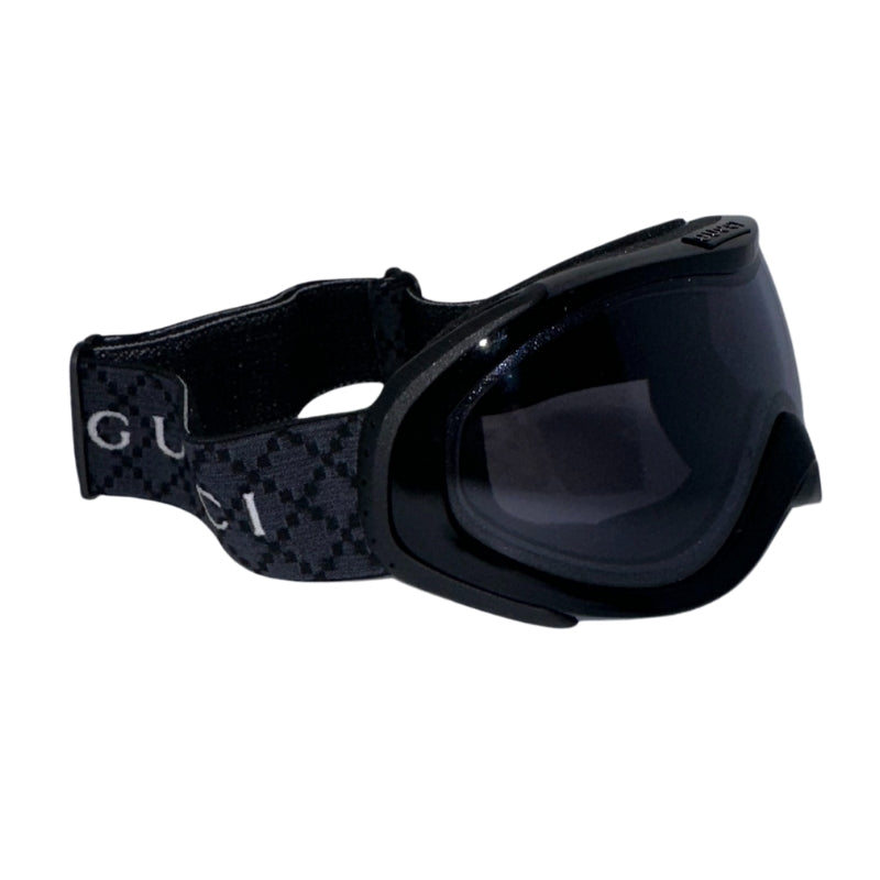 Gucci Ski Goggles
Black Matte
Grey and Black Web Straps
Silver Toned Hardware 