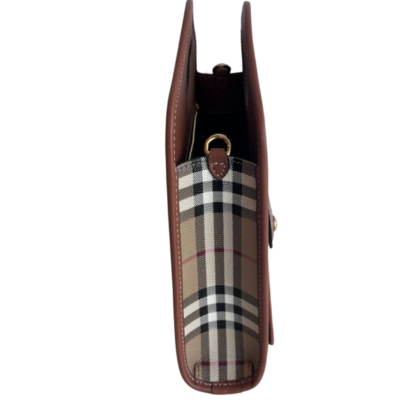 Burberry Mini Pocket Plaid Tote   Hard Case  Burberry Plaid   One Exterior Pocket  Detachable Shoulder Strap   One Interior Pocket 