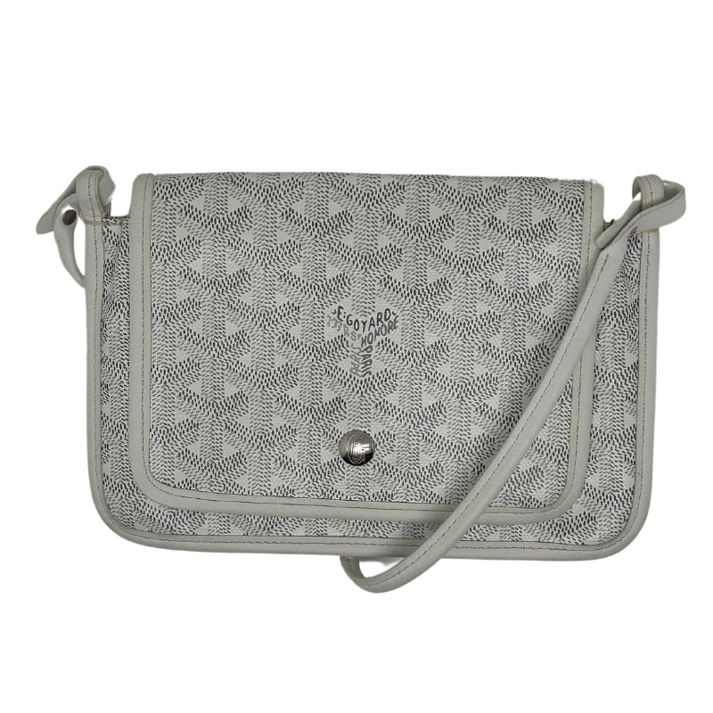 Goyard Plummet Clutch White Printed Goyardine Silver-Toned Hardware Single Shoulder Strap Single Exterior Pocket Canvas Lining Snap Closure at Front Zip Pocket in Interior Two Interior Card Pockets