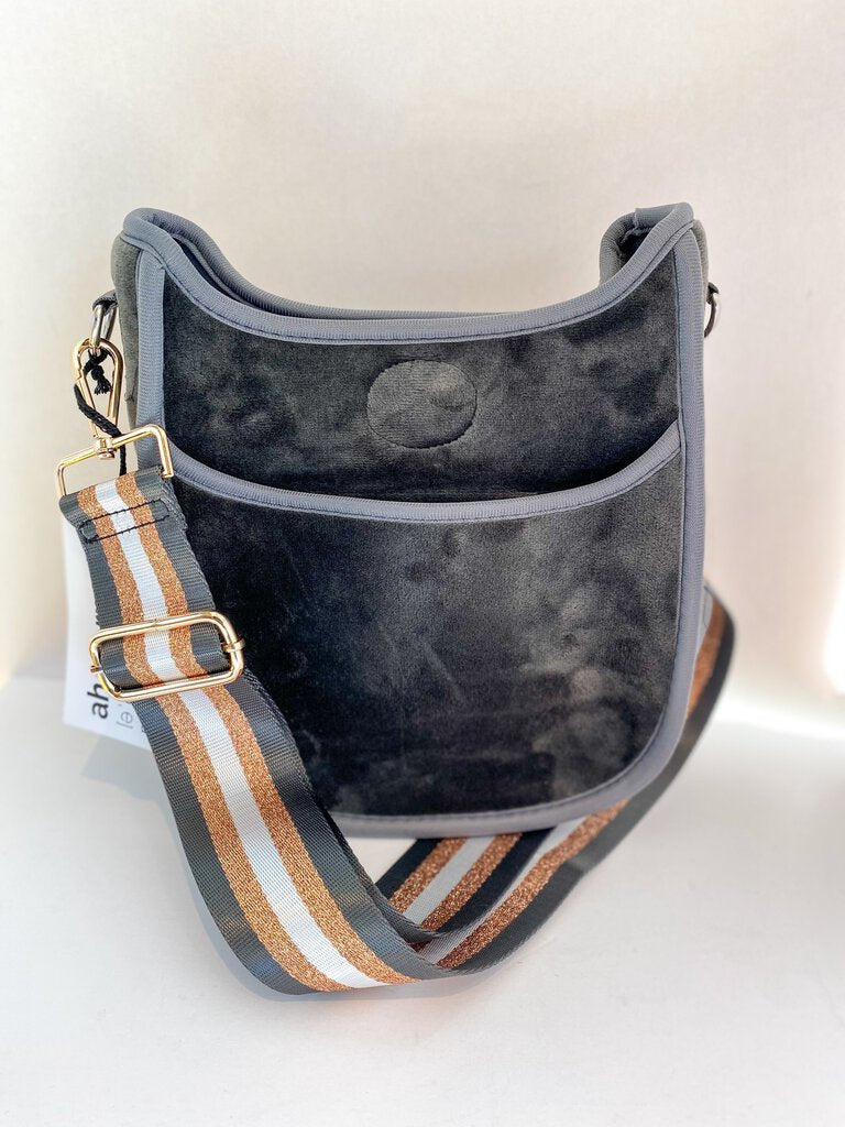 Ahdorned Mini Messenger Bag