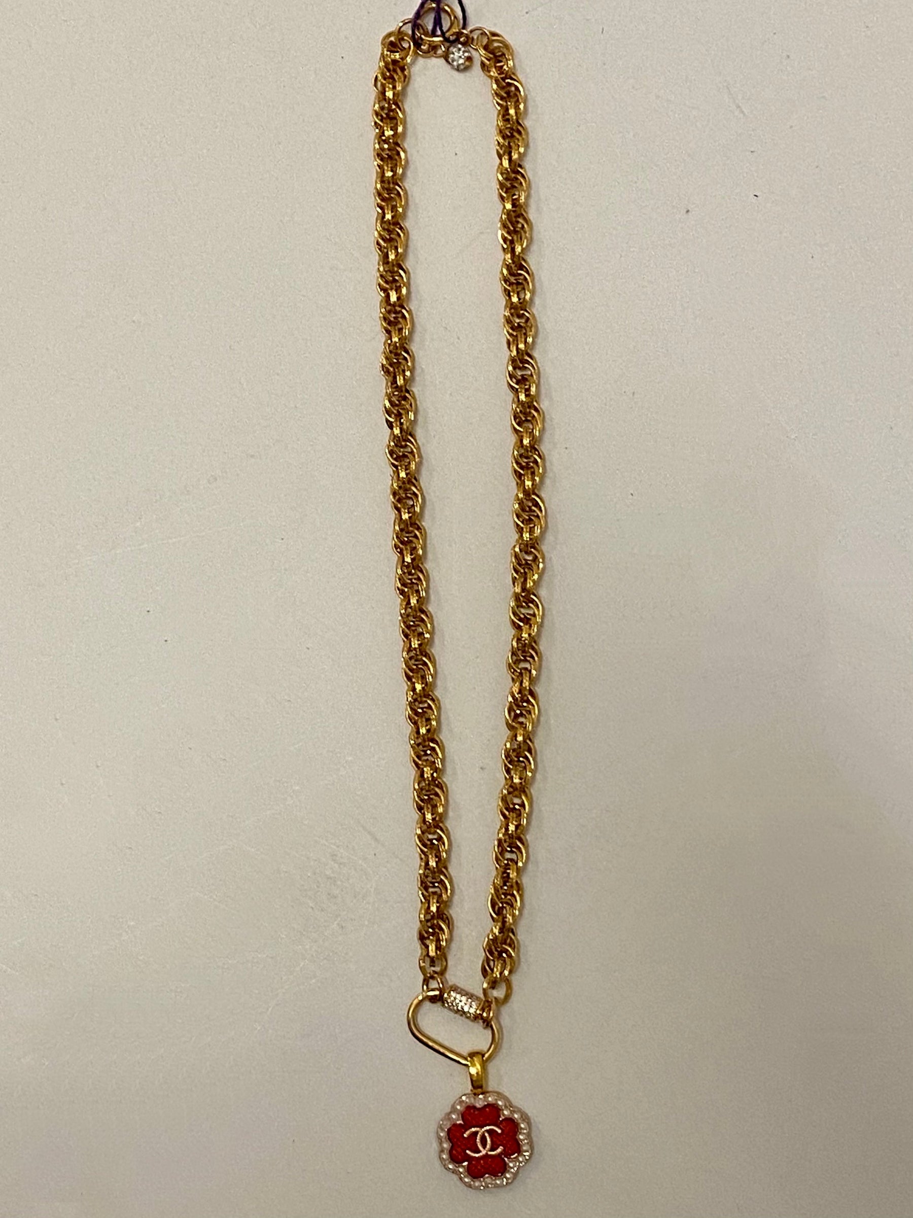designerbuttonnecklace