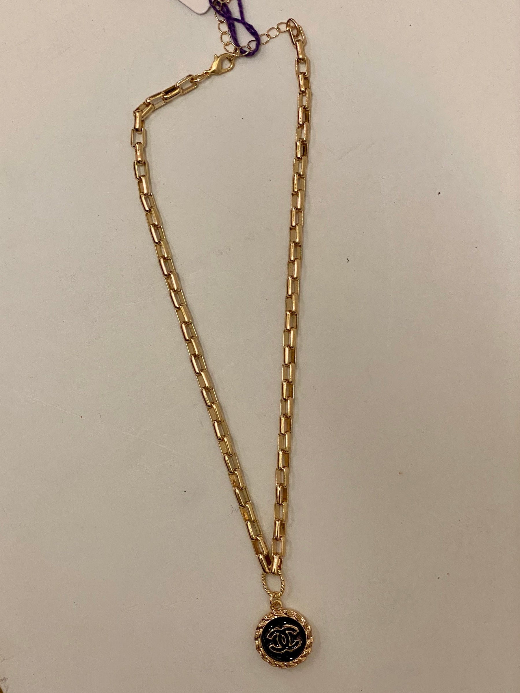 designerbuttonnecklace