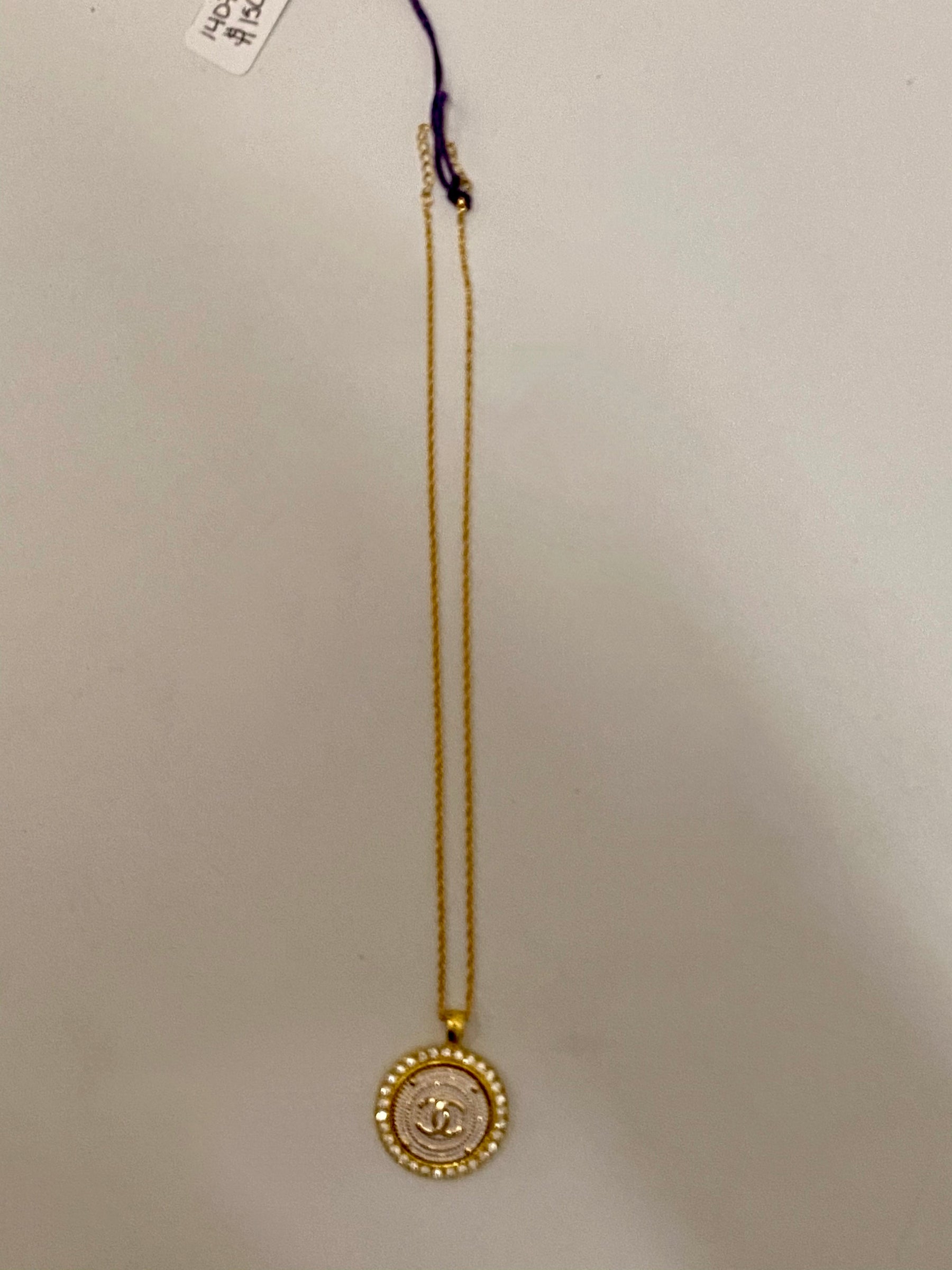 designerbuttonnecklace