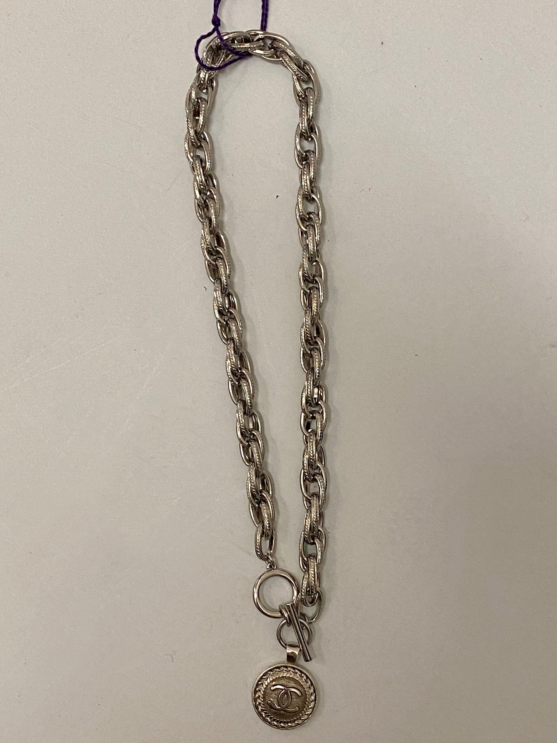 designerbuttonnecklace