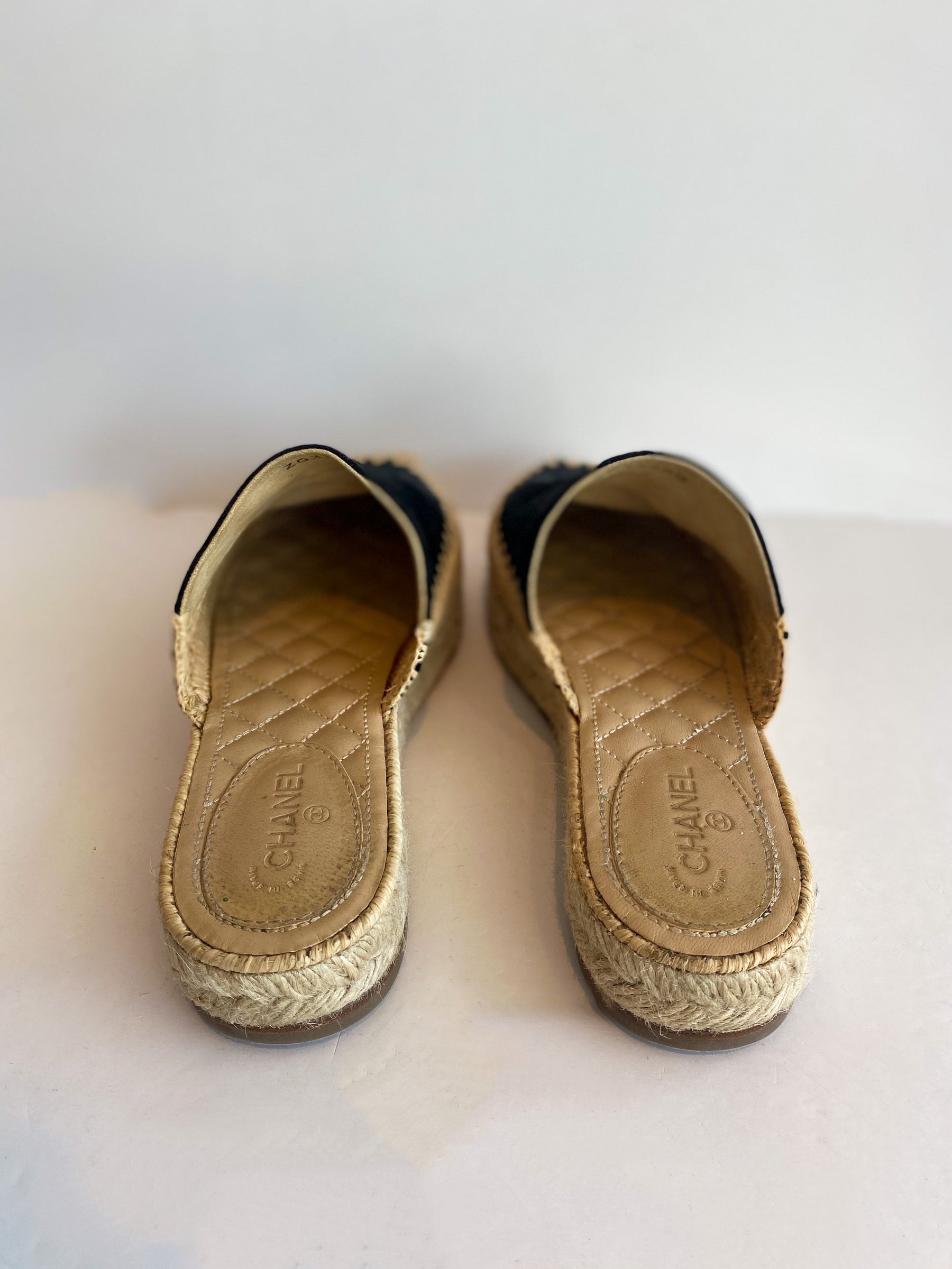 Chanel Black Suede Slide-on Espadrilles Interlocking CC Logo Back of Shoes
