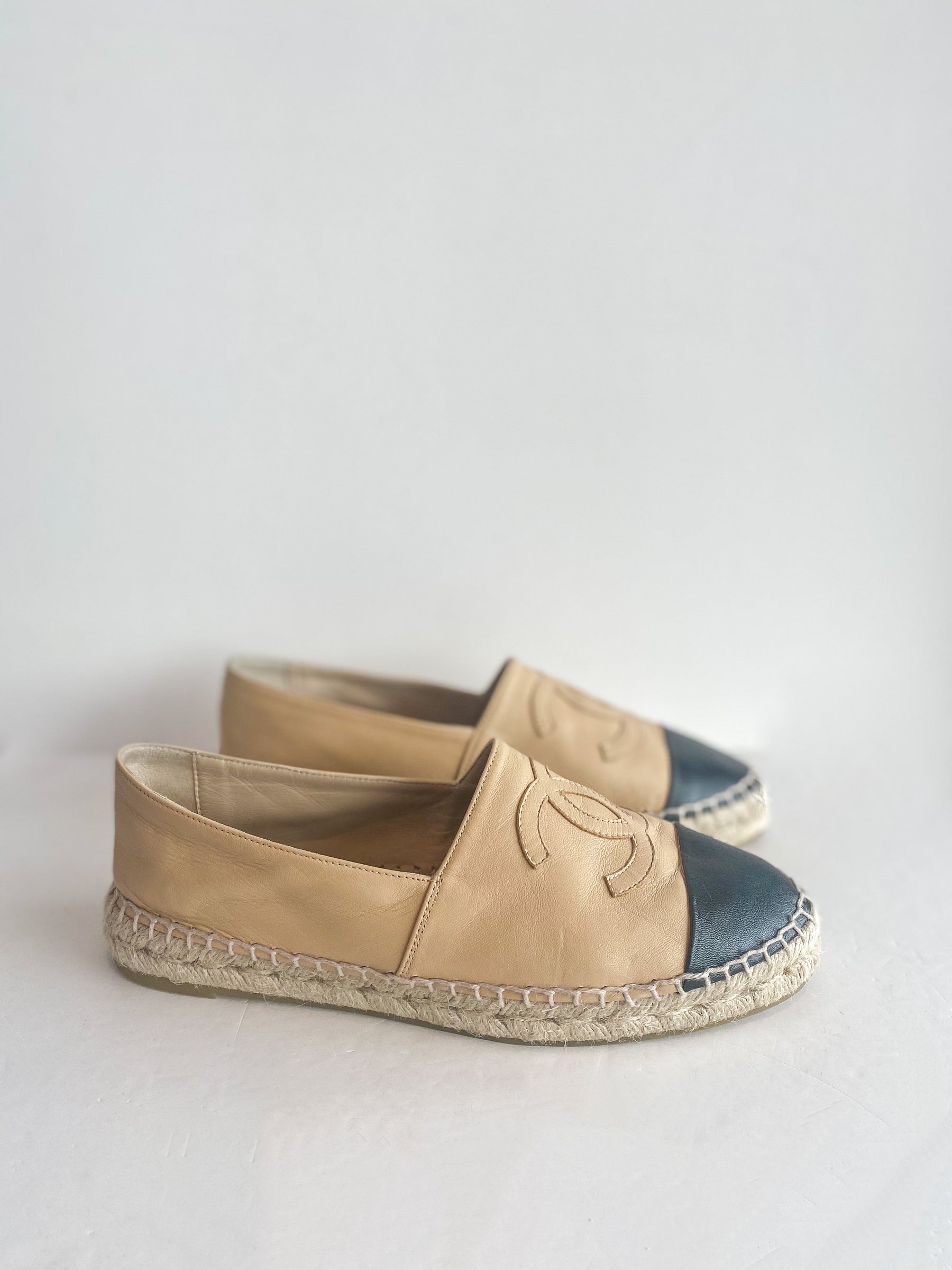 Chanel Leather Espadrille Interlocking CC Logo Side