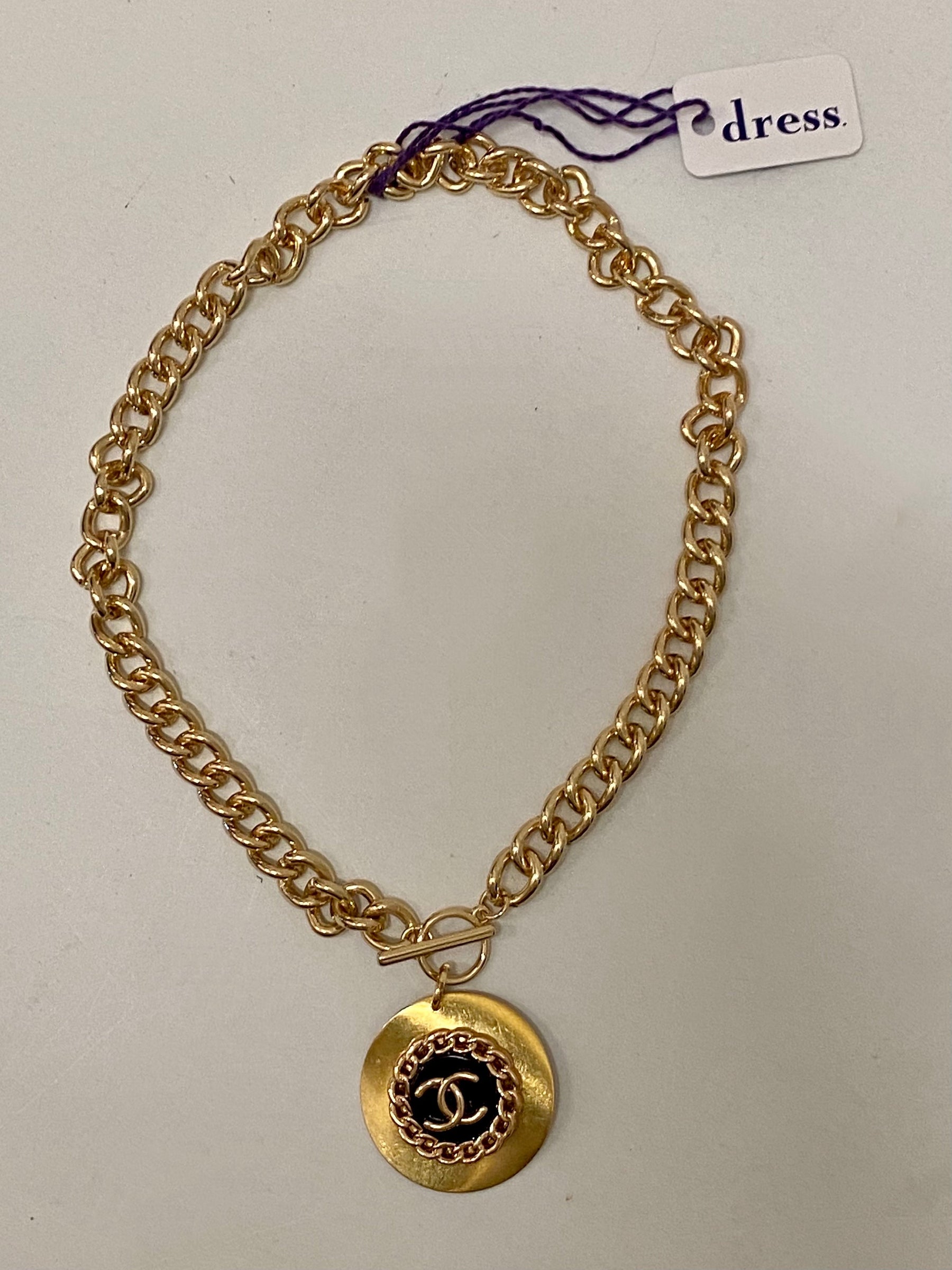designerbuttonnecklace
