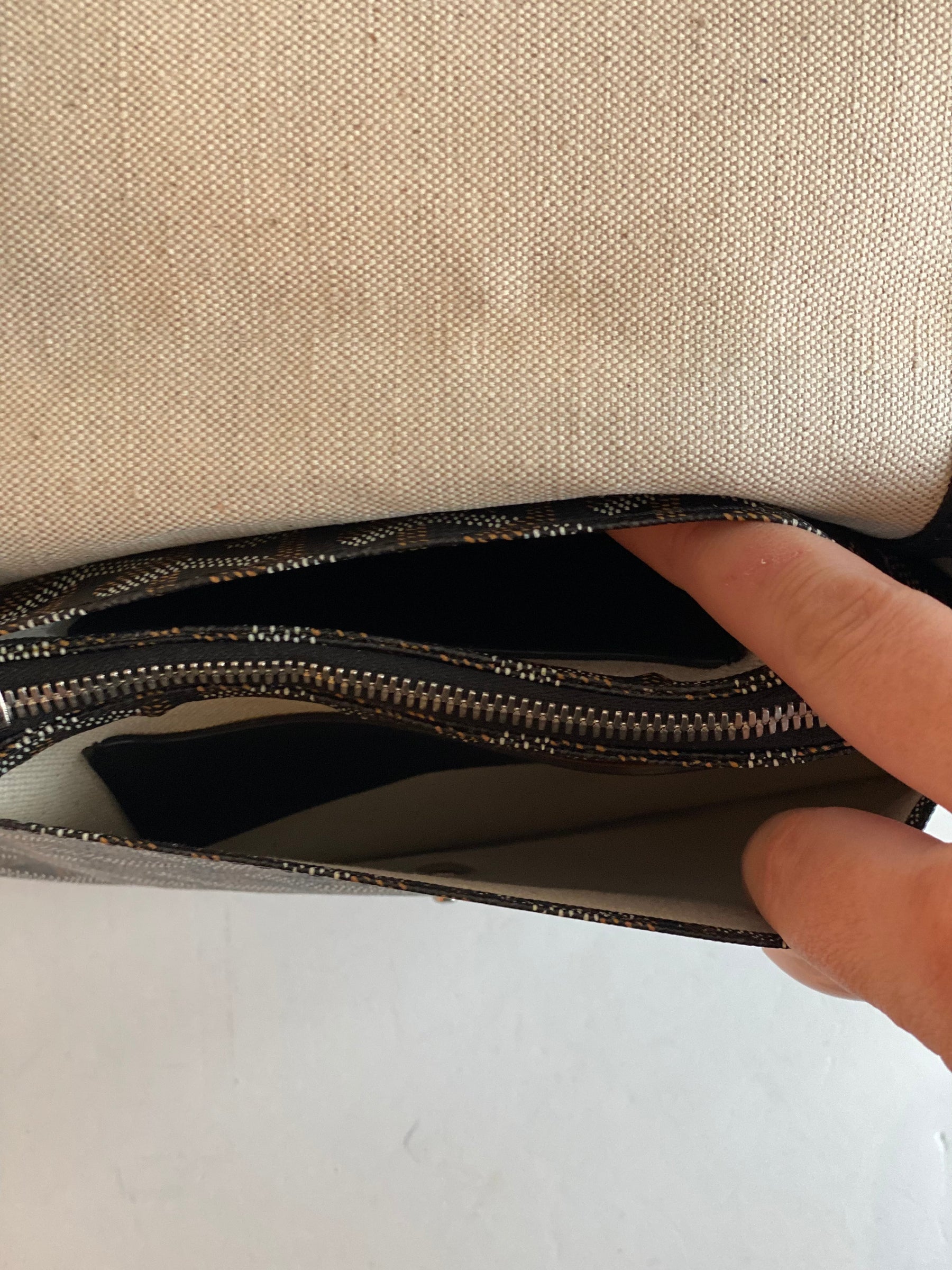 Goyard Goyardine Plumet Wallet Crossbody Clutch