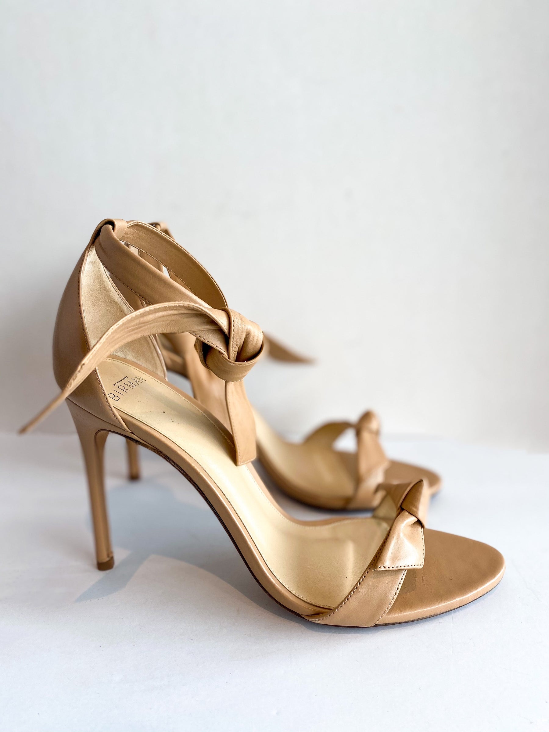Alexandre Birman Clarita Tie Heels