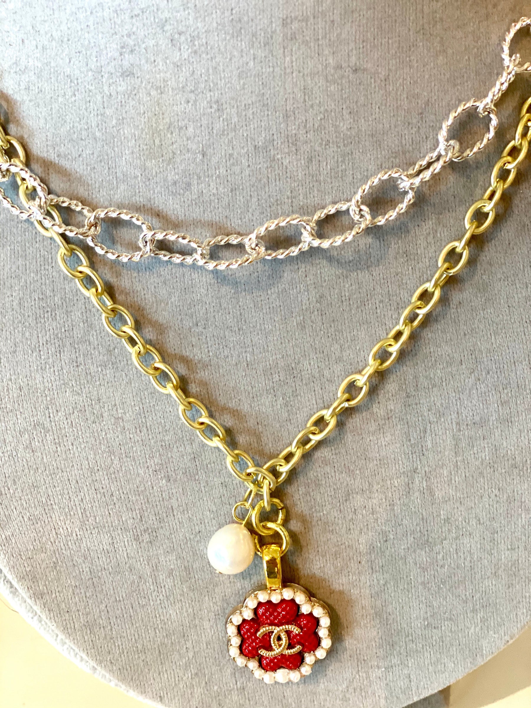 redchanelbuttonnecklace