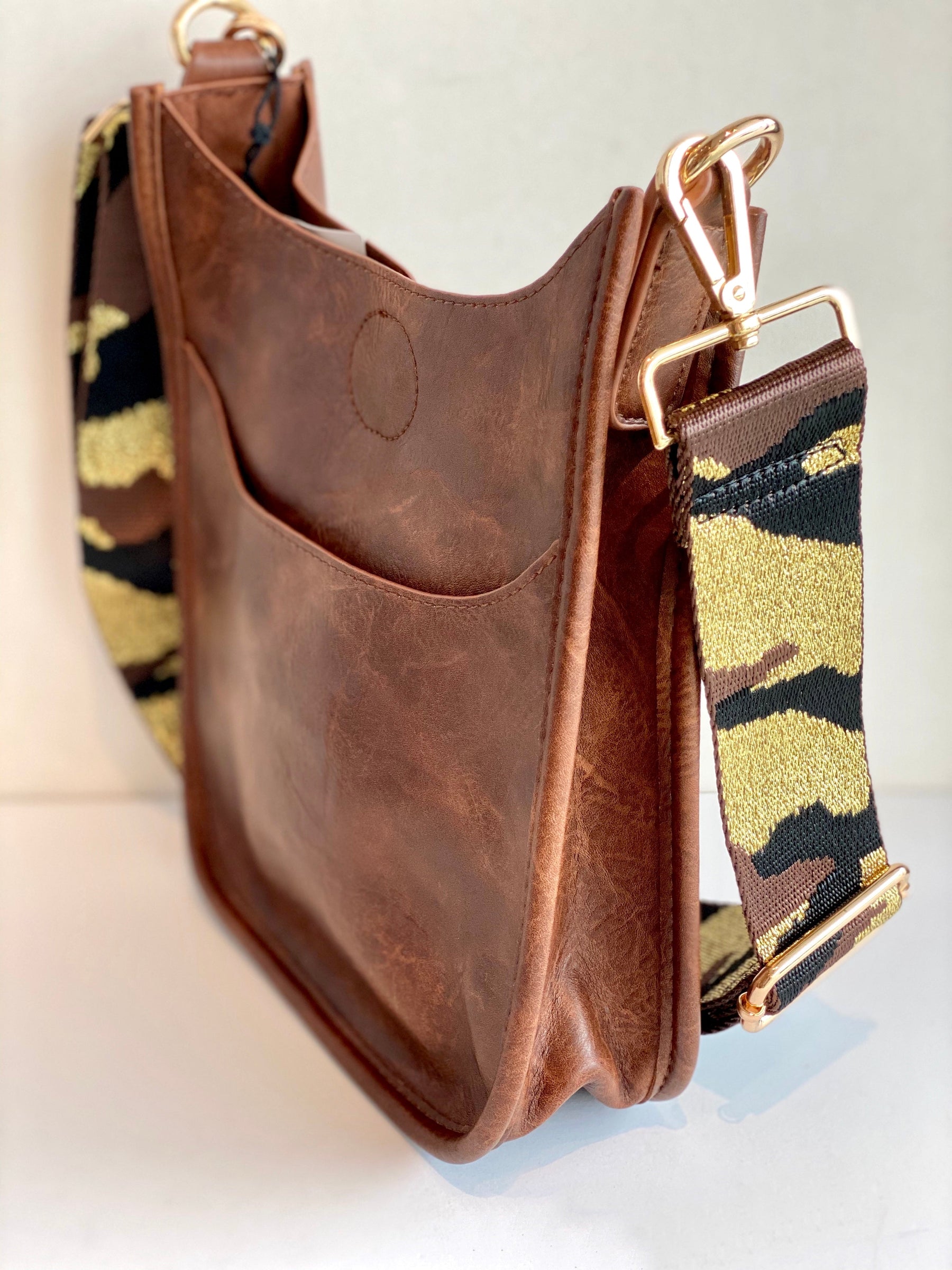 brownleatherminimessenger