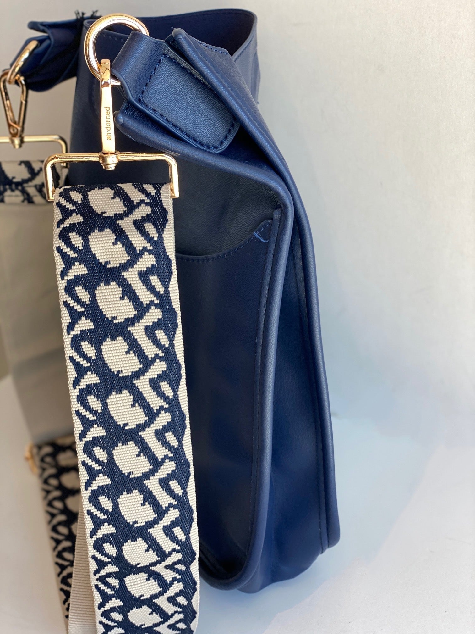 large messenger blue purse