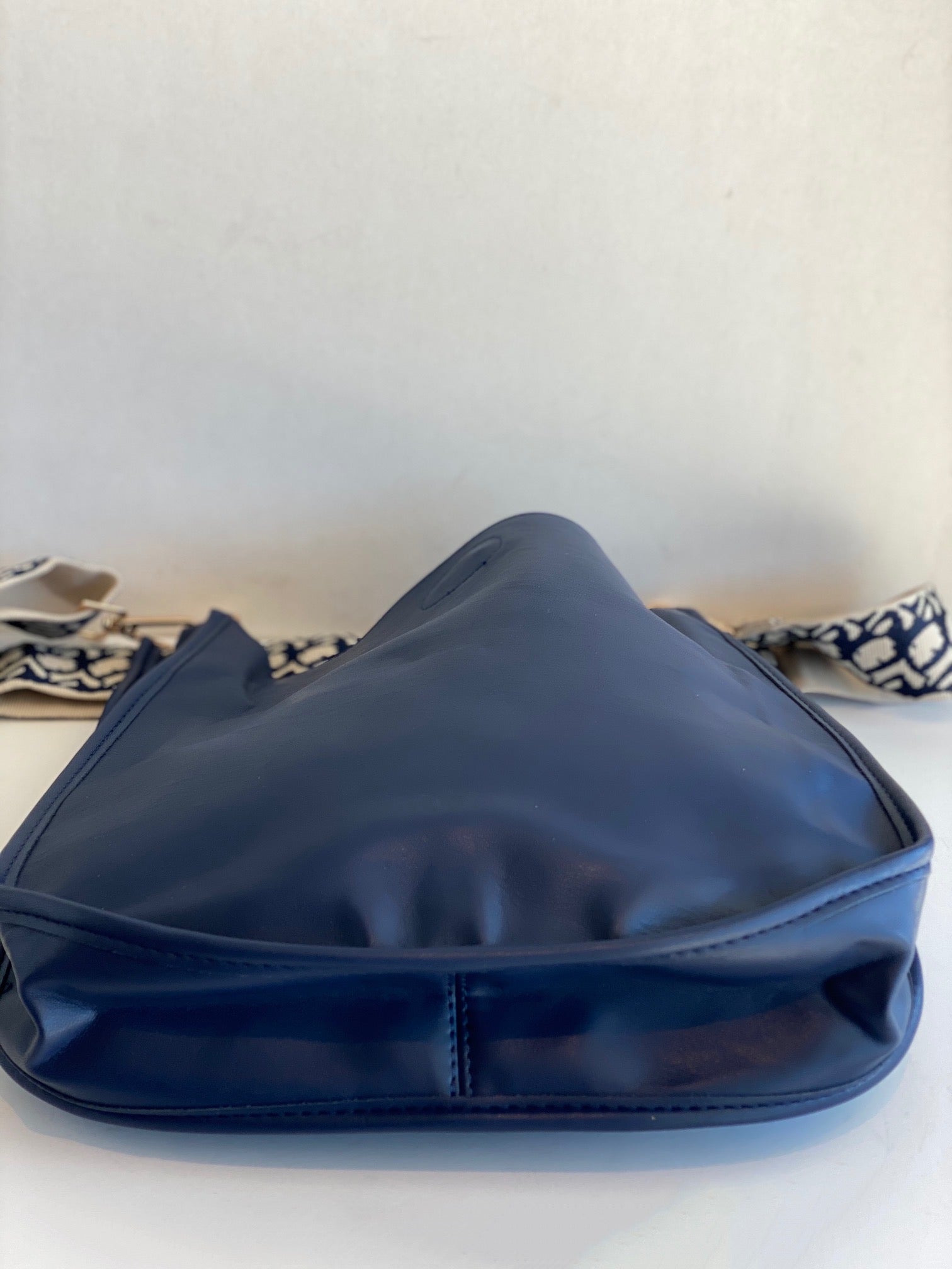 blue messenger large bag