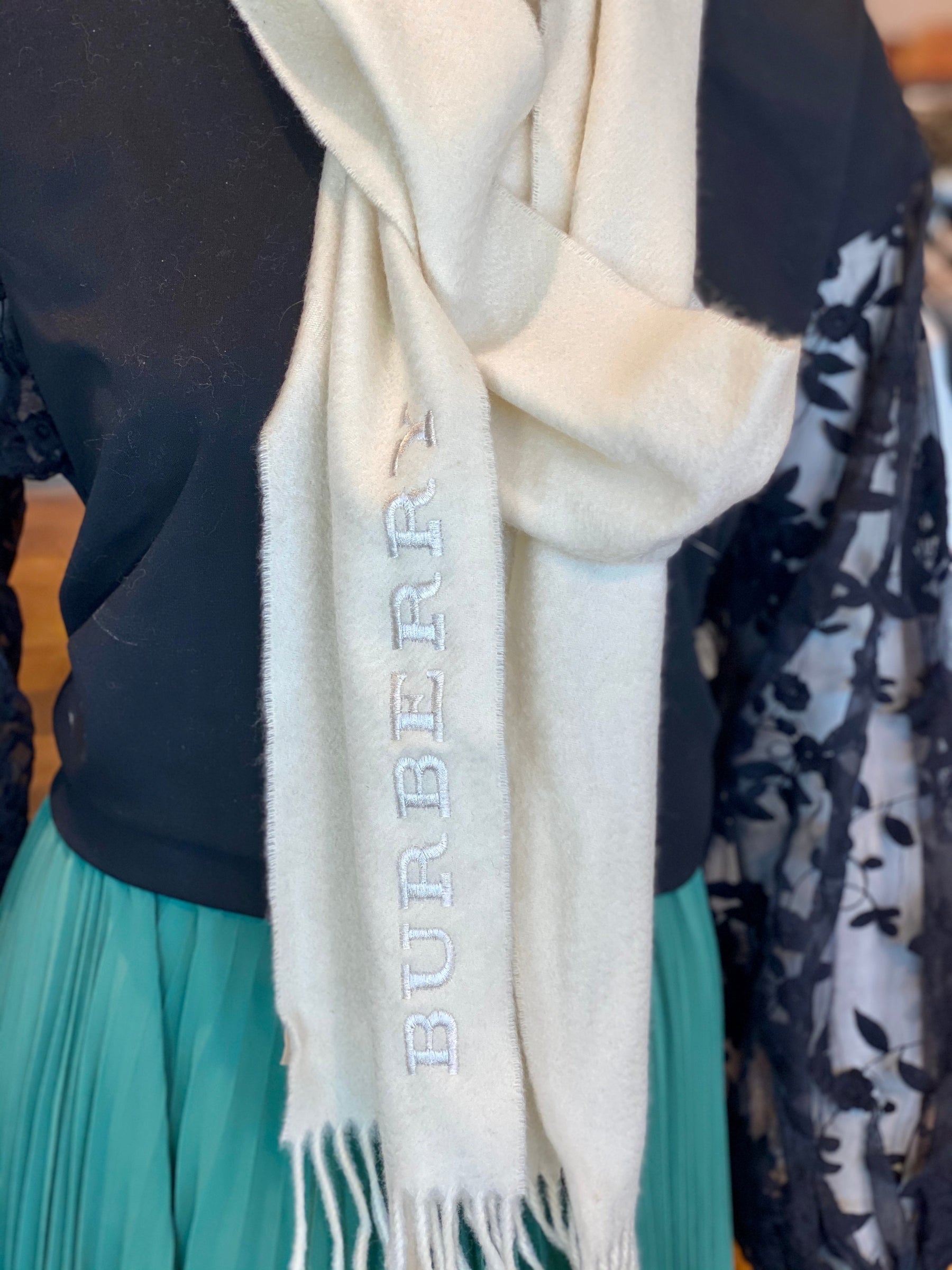 burberry cream scarf
