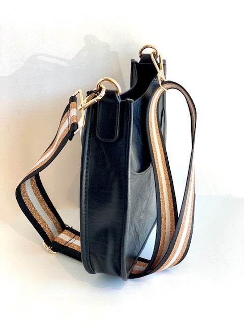 Ahdorned Mini Messenger