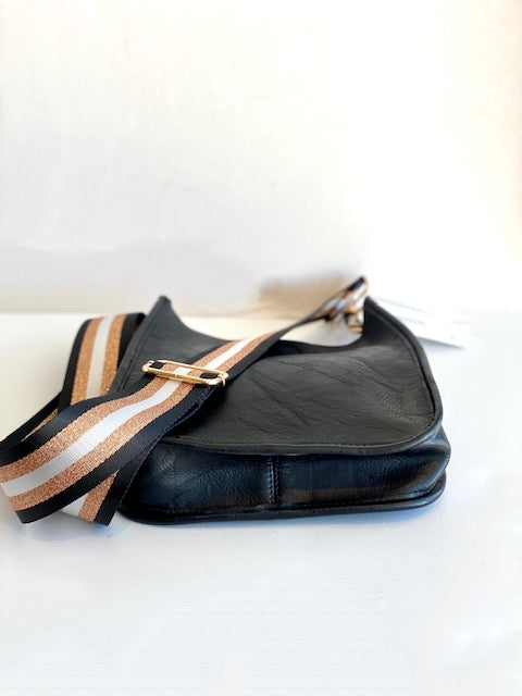 Ahdorned Mini Messenger