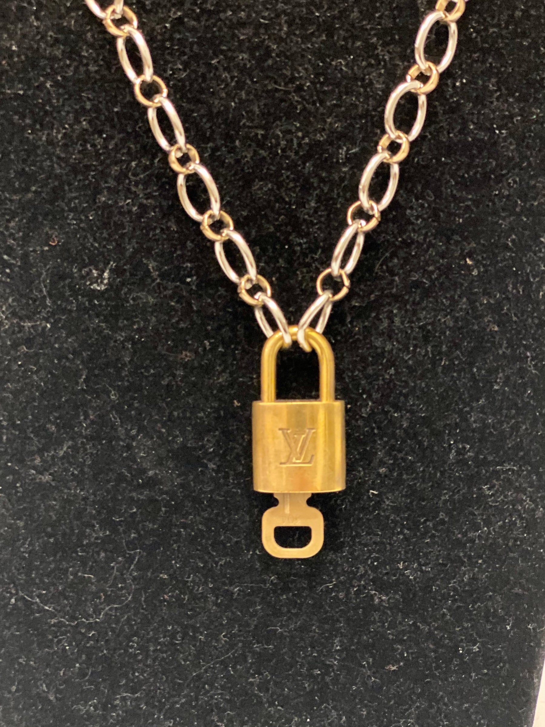 designerlocknecklace