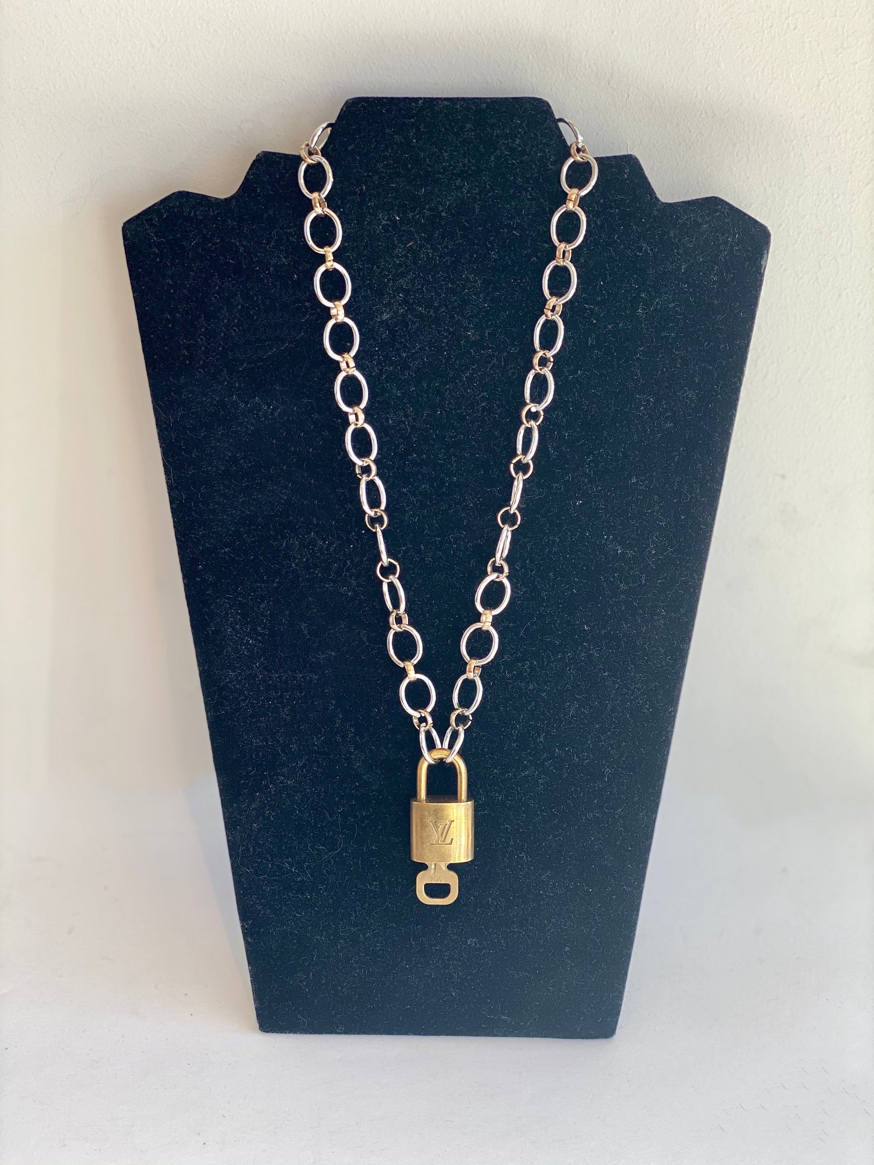 designerlocknecklace