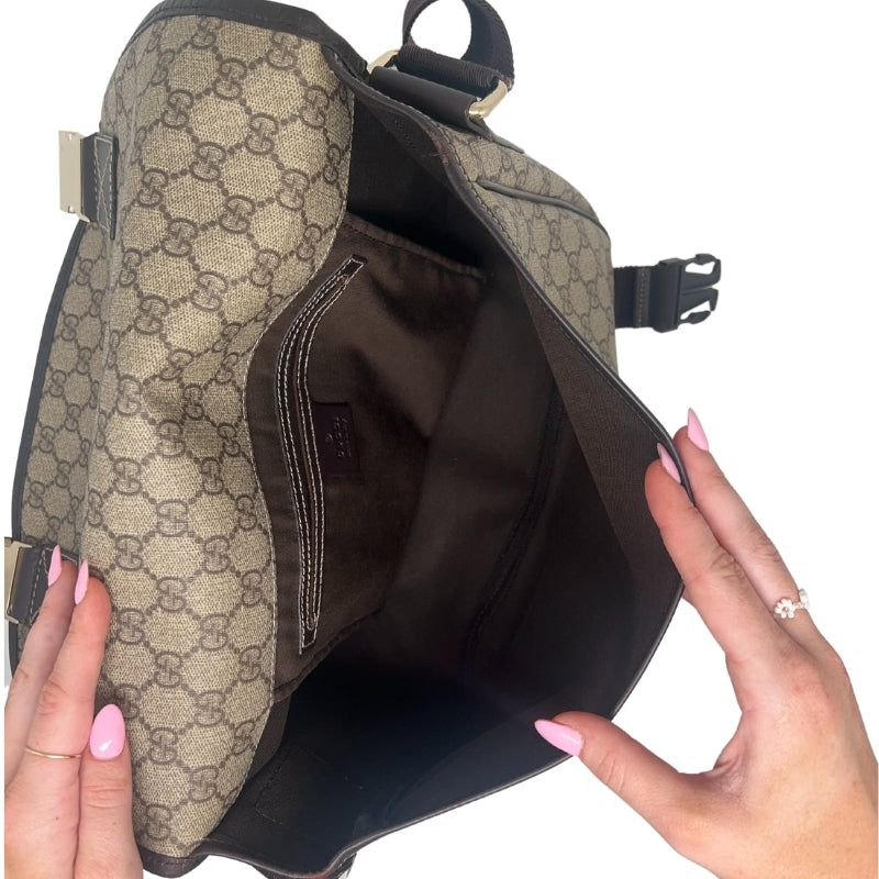 Gucci GG Supreme Messenger Bag