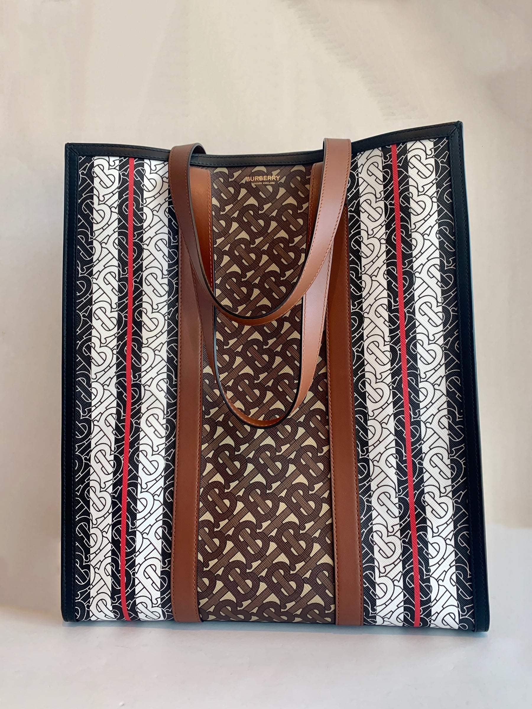 burberry book tote
