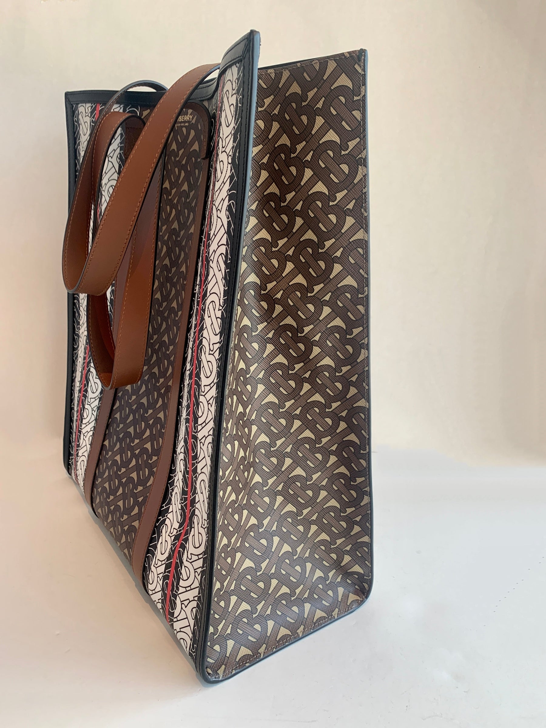 burberry book tote