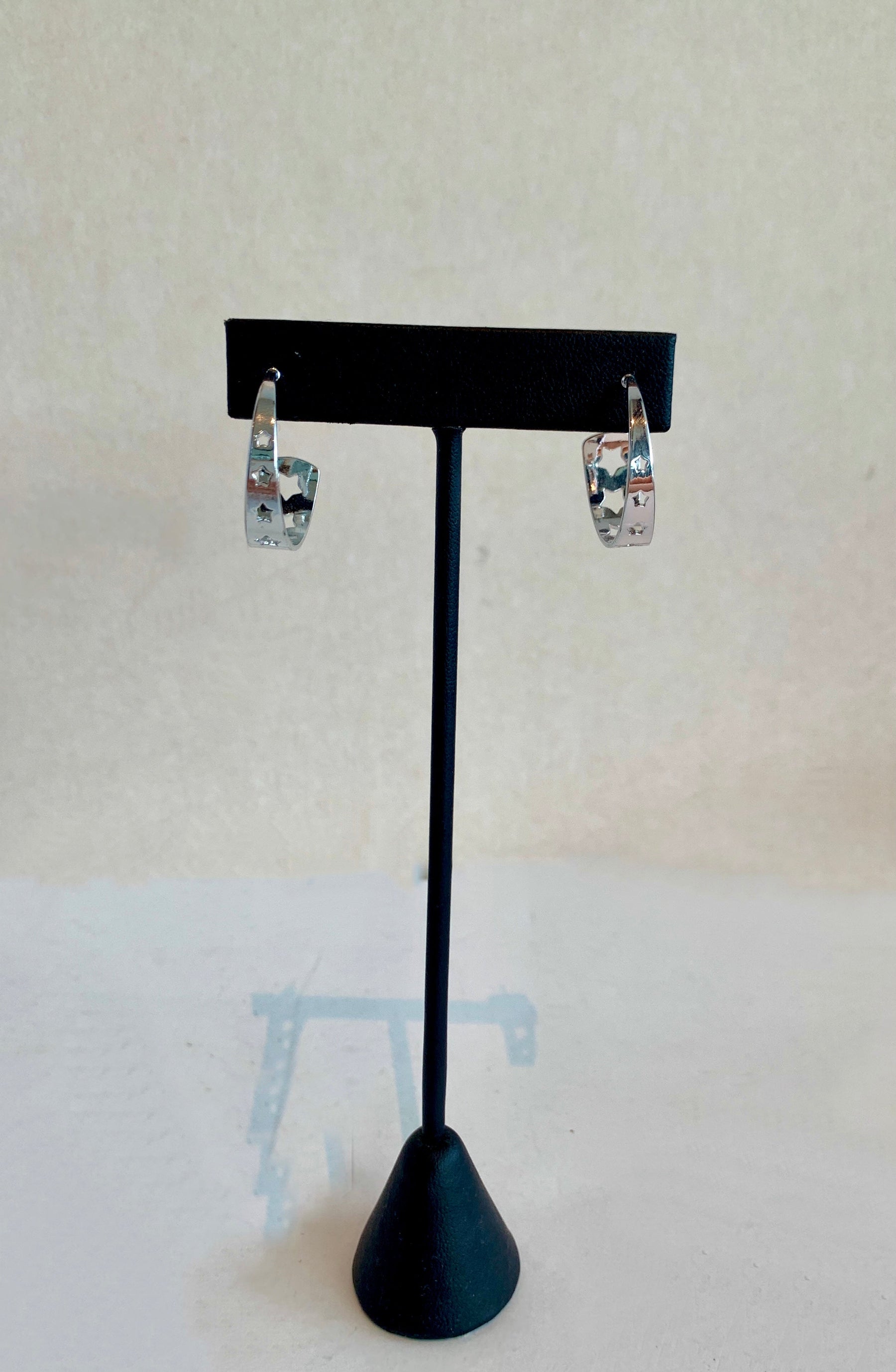 star cut out hoops
