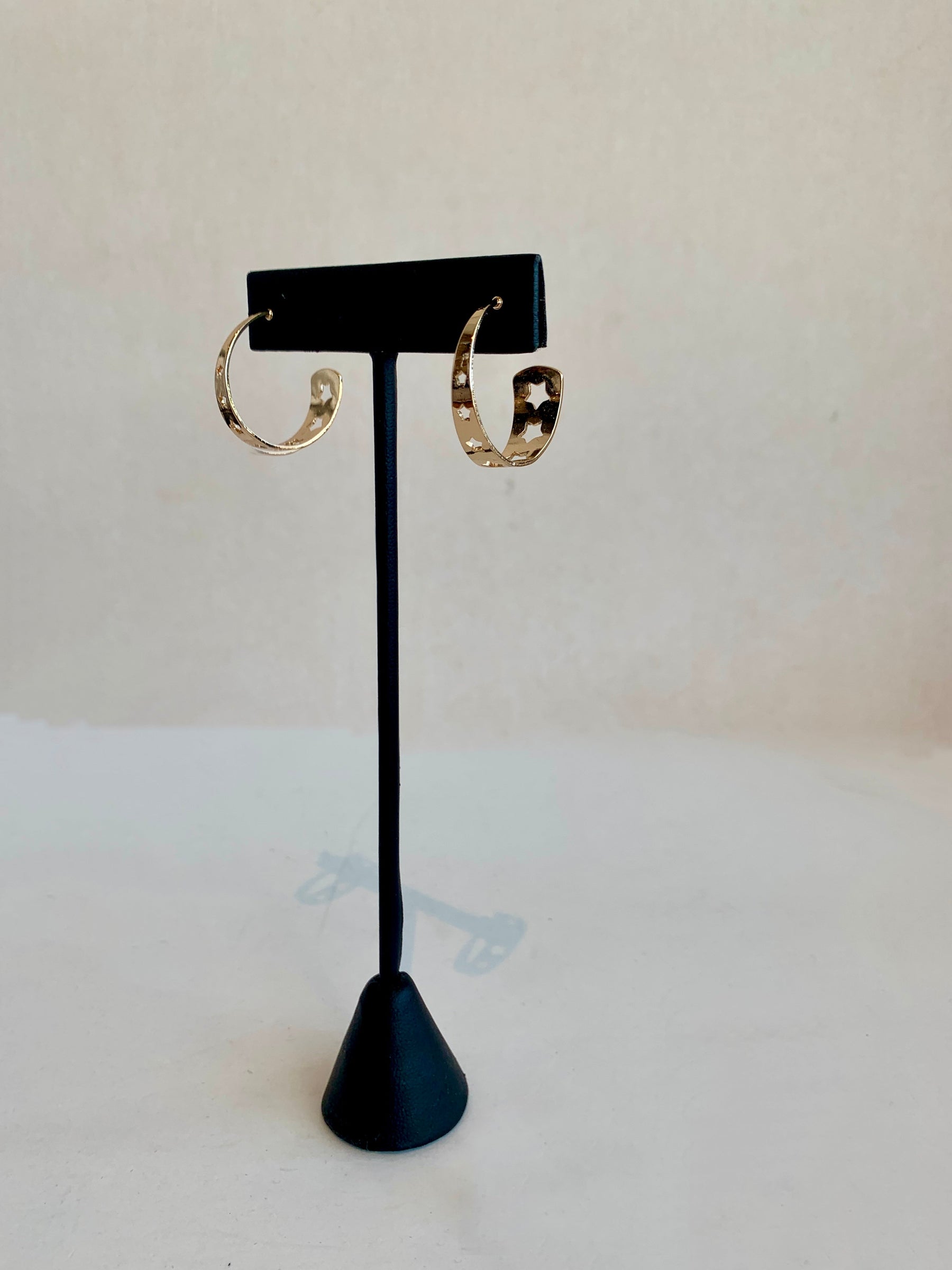 star cut out hoops
