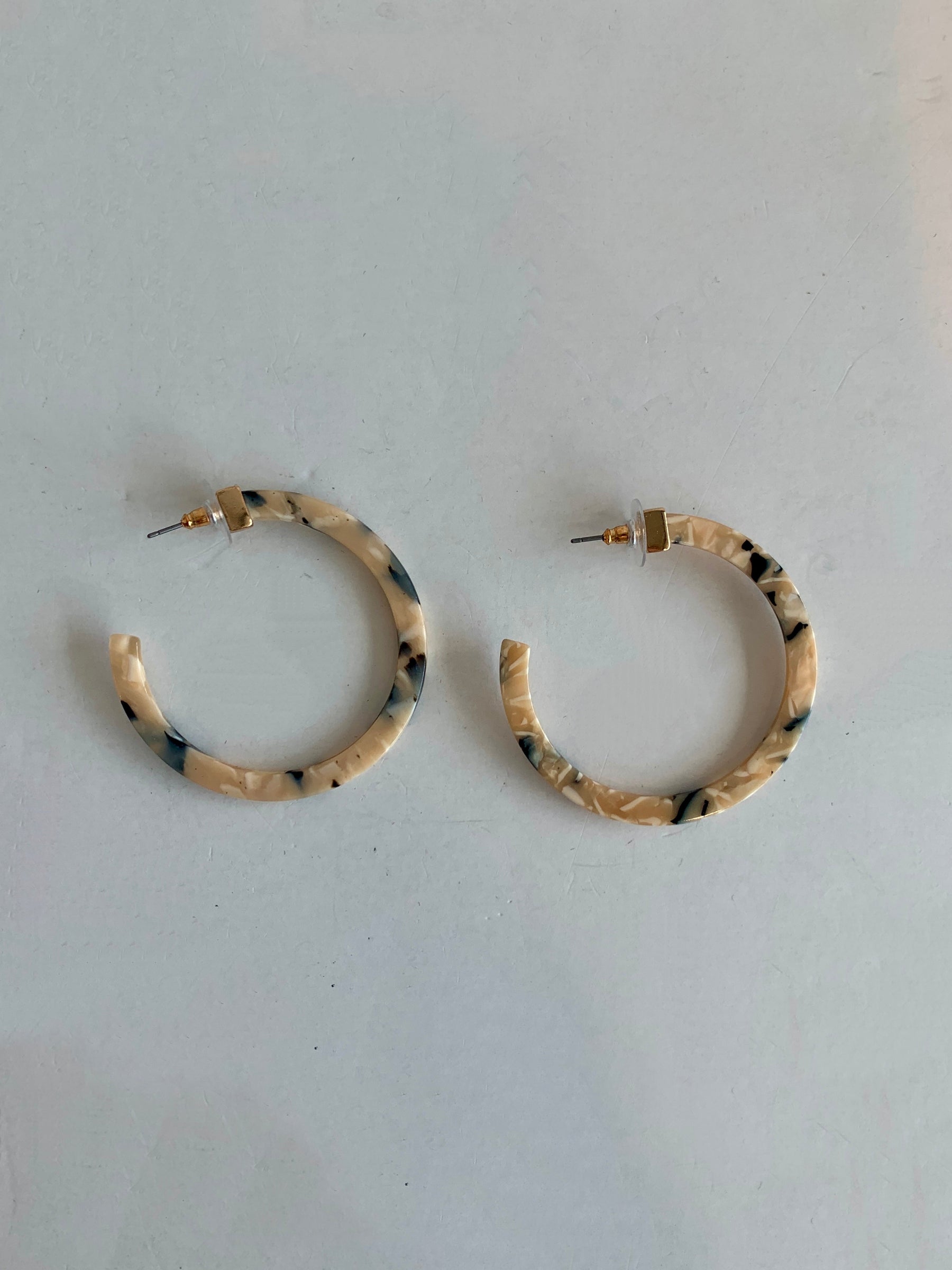 speckled hoops