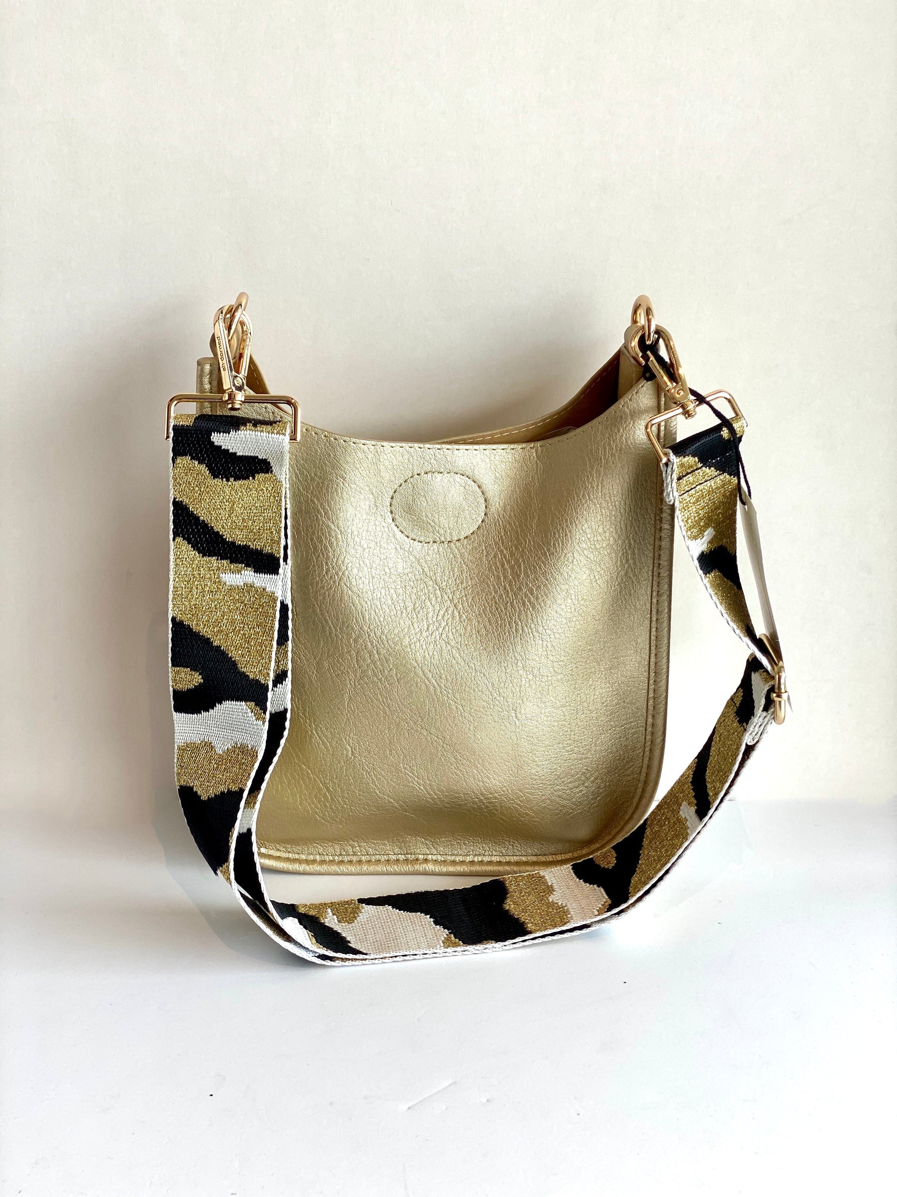 gold mini messenger back
