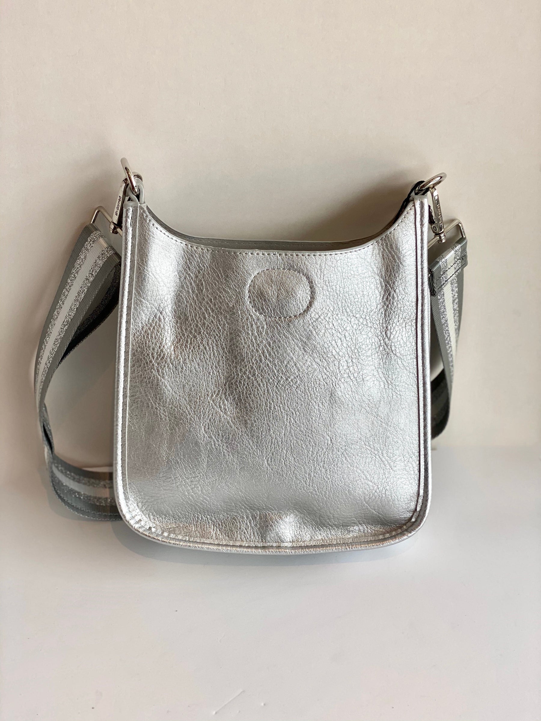 silver mini messenger