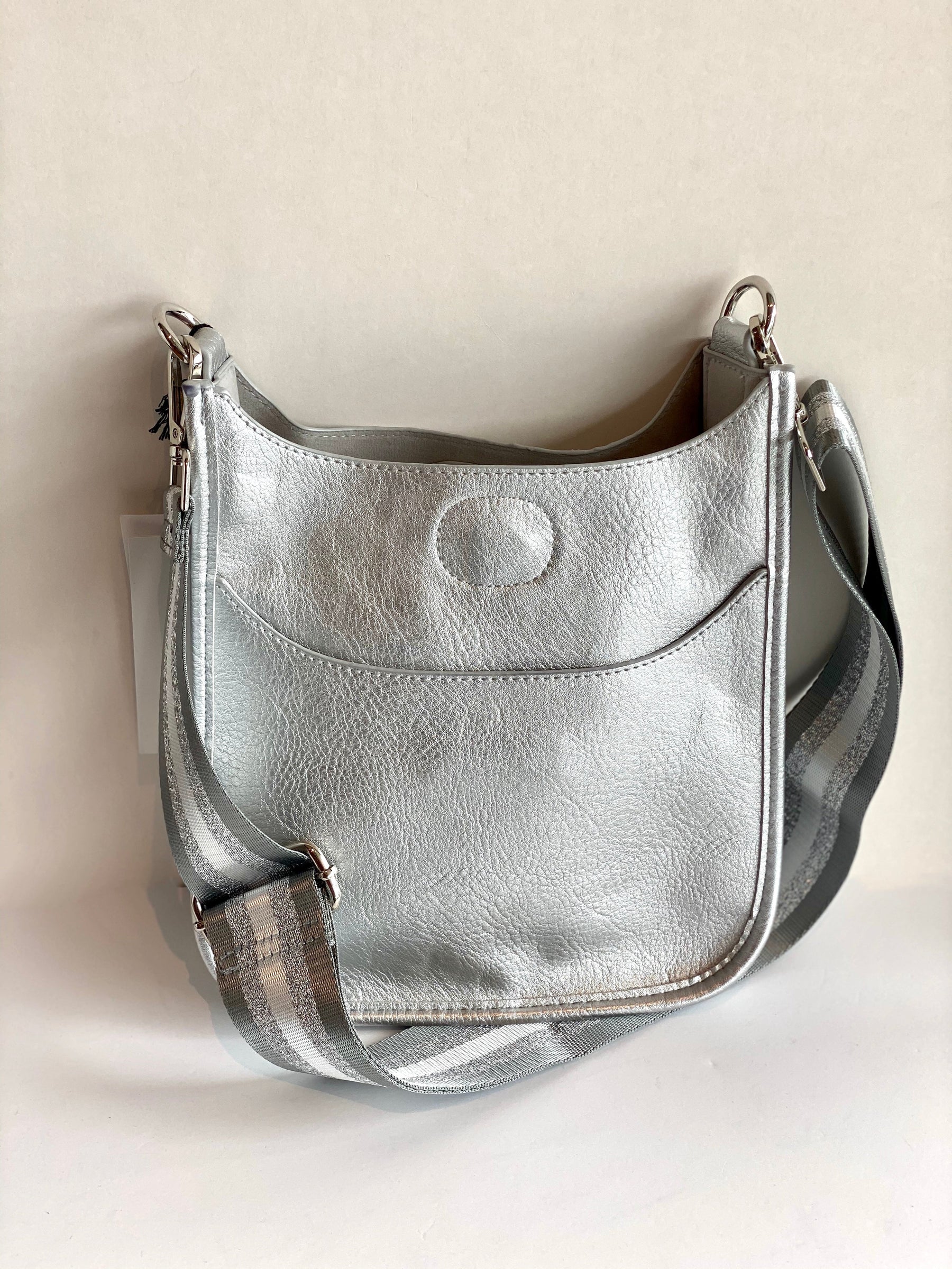 silver mini messenger
