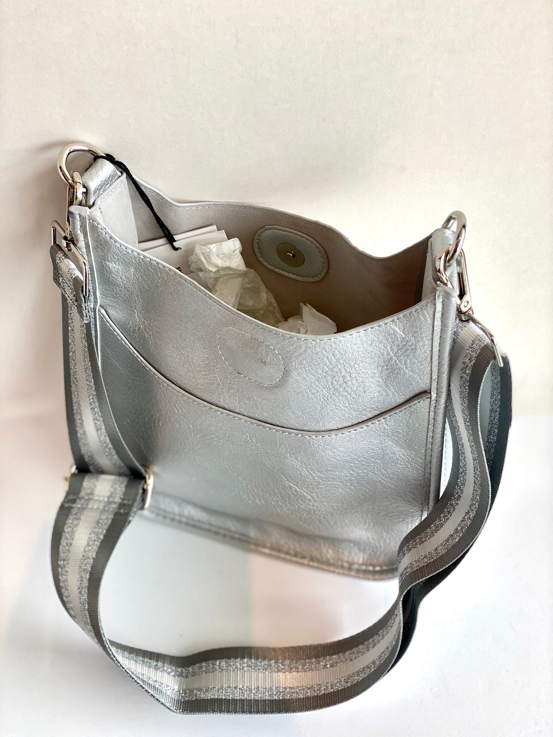 silver mini messenger