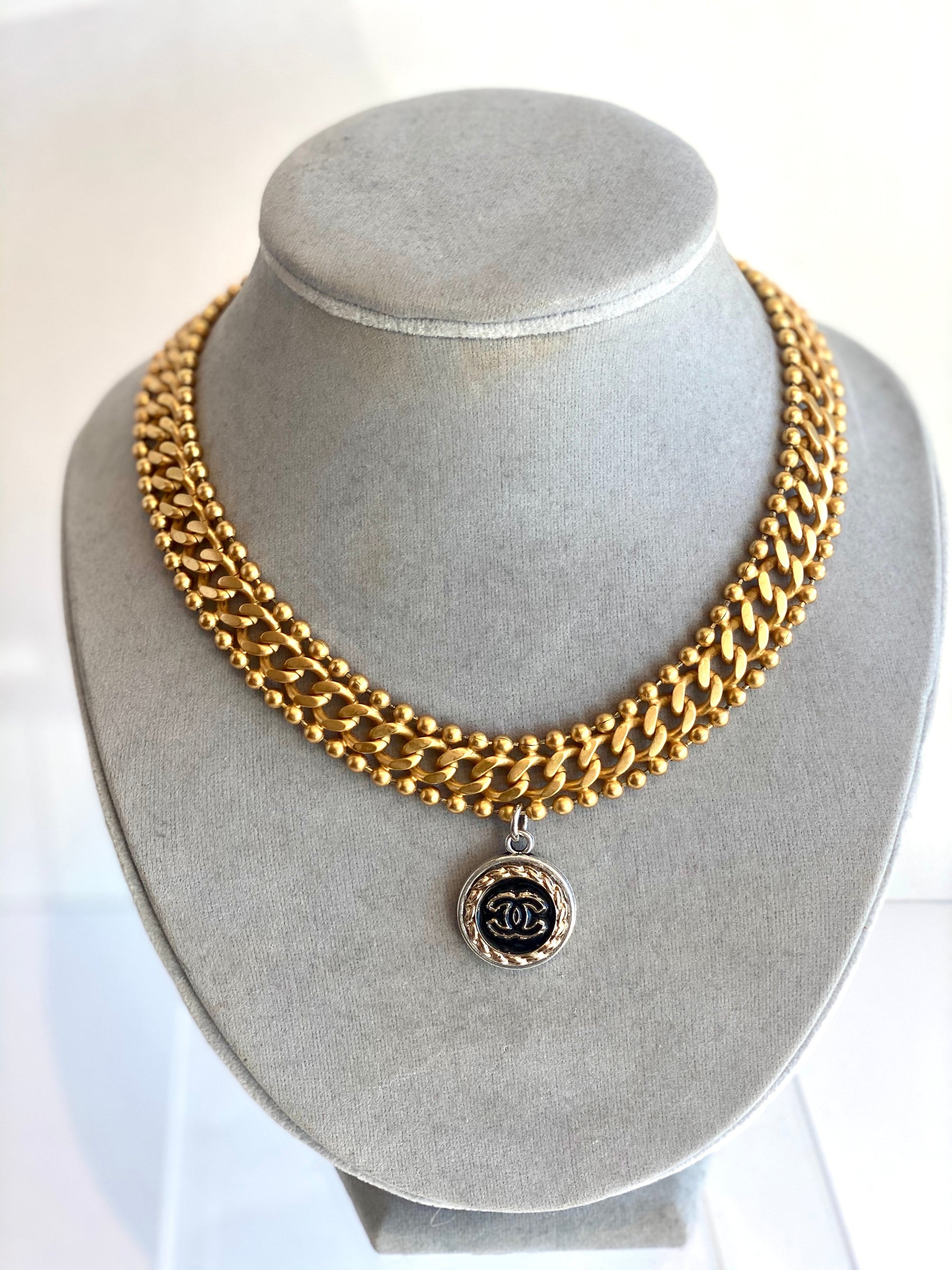 goldchainnecklace