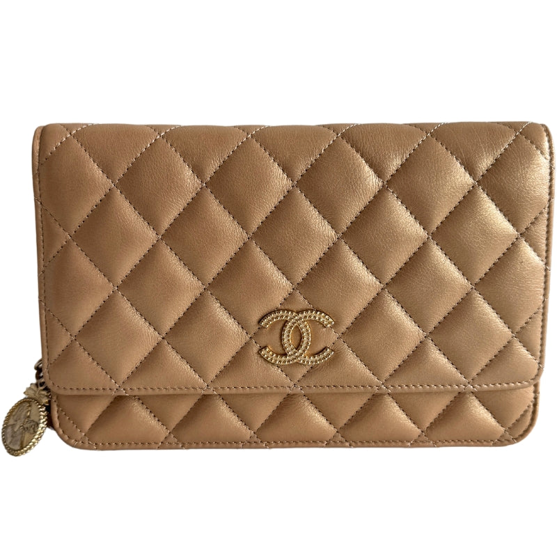 Chanel Gold Lambskin Matelasse Coin Wallet On Chain