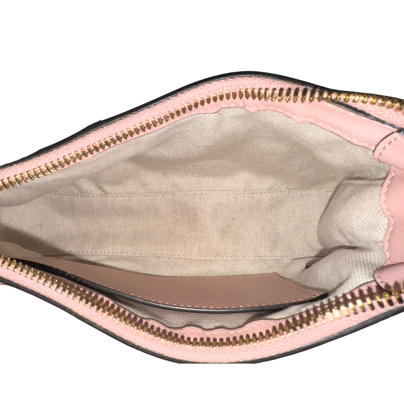 Gucci Embossed Matelasse Shoulder Bag