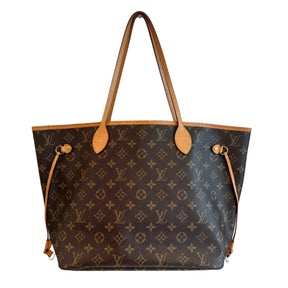 Louis Vuitton Neverfull MM

Beige

Monogram Coated Canvas

Natural Cowhide-Leather Trim

Gold-Toned Hardware

Hook Closure