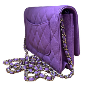 Chanel Wallet On Chain&nbsp;

Purple Leather&nbsp;

Quilted Caviar

Gold-Toned Hardware

Crossbody Shoulder Strap

Small CC Logo