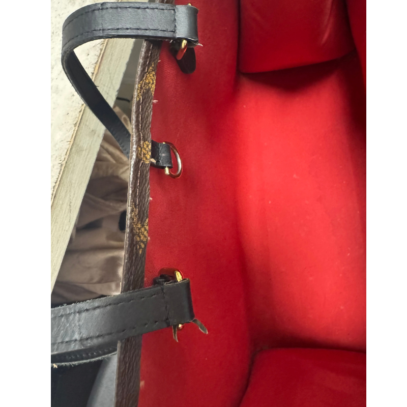 Louis Vuitton Giant Monogram OnTheGo MM