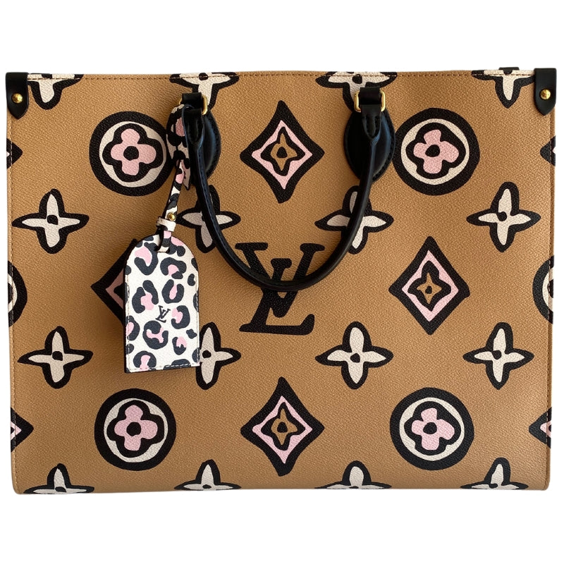 Louis Vuitton OnTheGo Wild At Heart&nbsp;

Monogram Giant GM&nbsp;

Neautral Exterior&nbsp;

Gold-Toned Hardware

Canvas Coated

Fabric Printed Interior&nbsp;