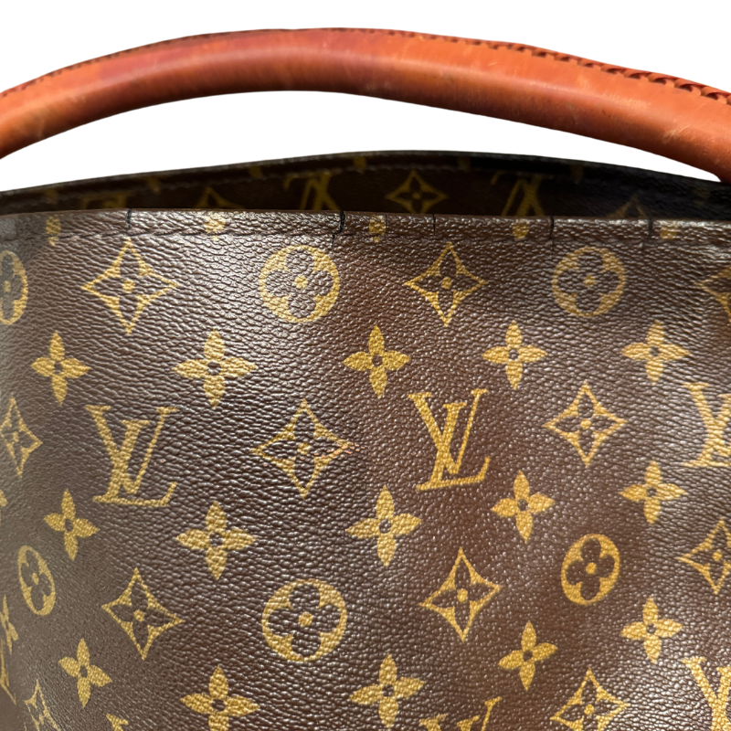 Louis Vuitton Monogram Artsy MM Bag