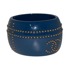 Chanel Grommet Wide Bangle&nbsp;  Blue Basin&nbsp;  Resin &amp; Strass&nbsp;  Metal Pearl Detailing  Chanel Logo&nbsp;  Magnet Closure&nbsp;