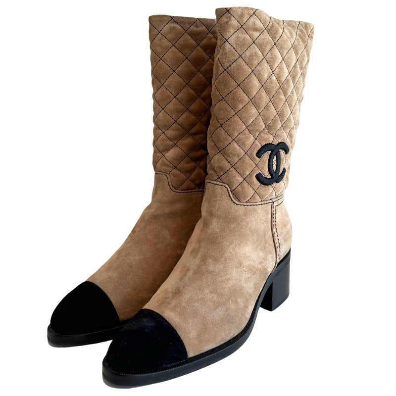 Chanel Interlocking CC Logo Suede Boots
