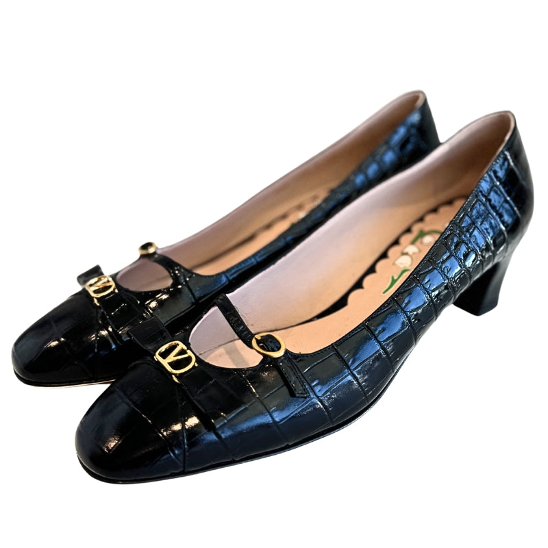 Valentino Garavani Black Pumps